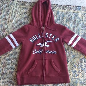 Burgundy Hollister sweater